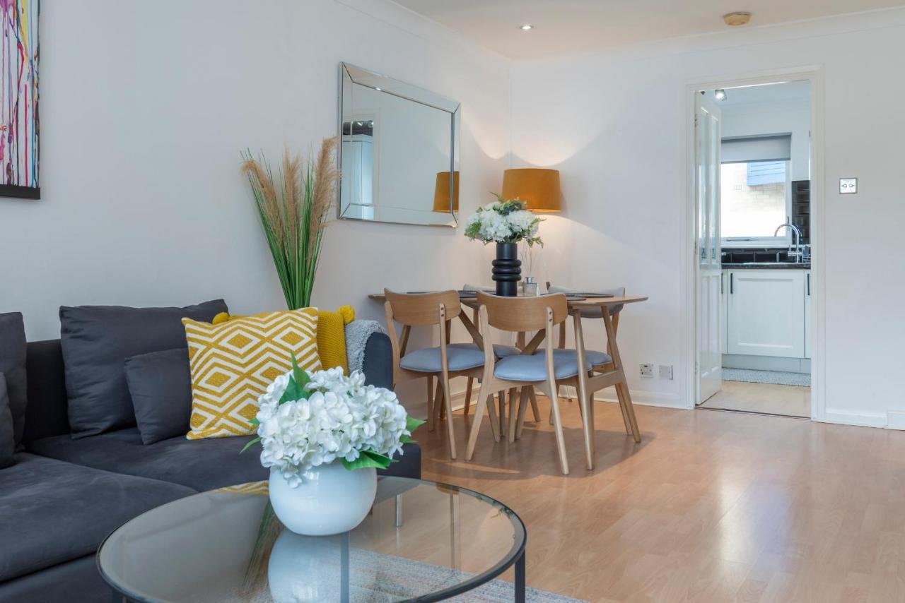 2 Bed Town House With Garden In Hackney, London Daire Dış mekan fotoğraf