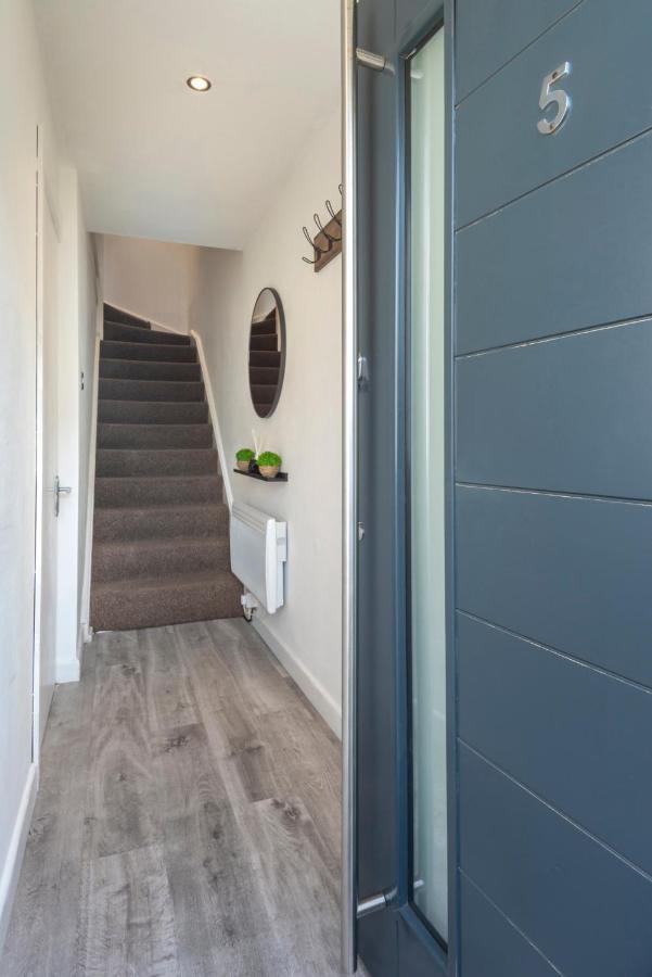 2 Bed Town House With Garden In Hackney, London Daire Dış mekan fotoğraf