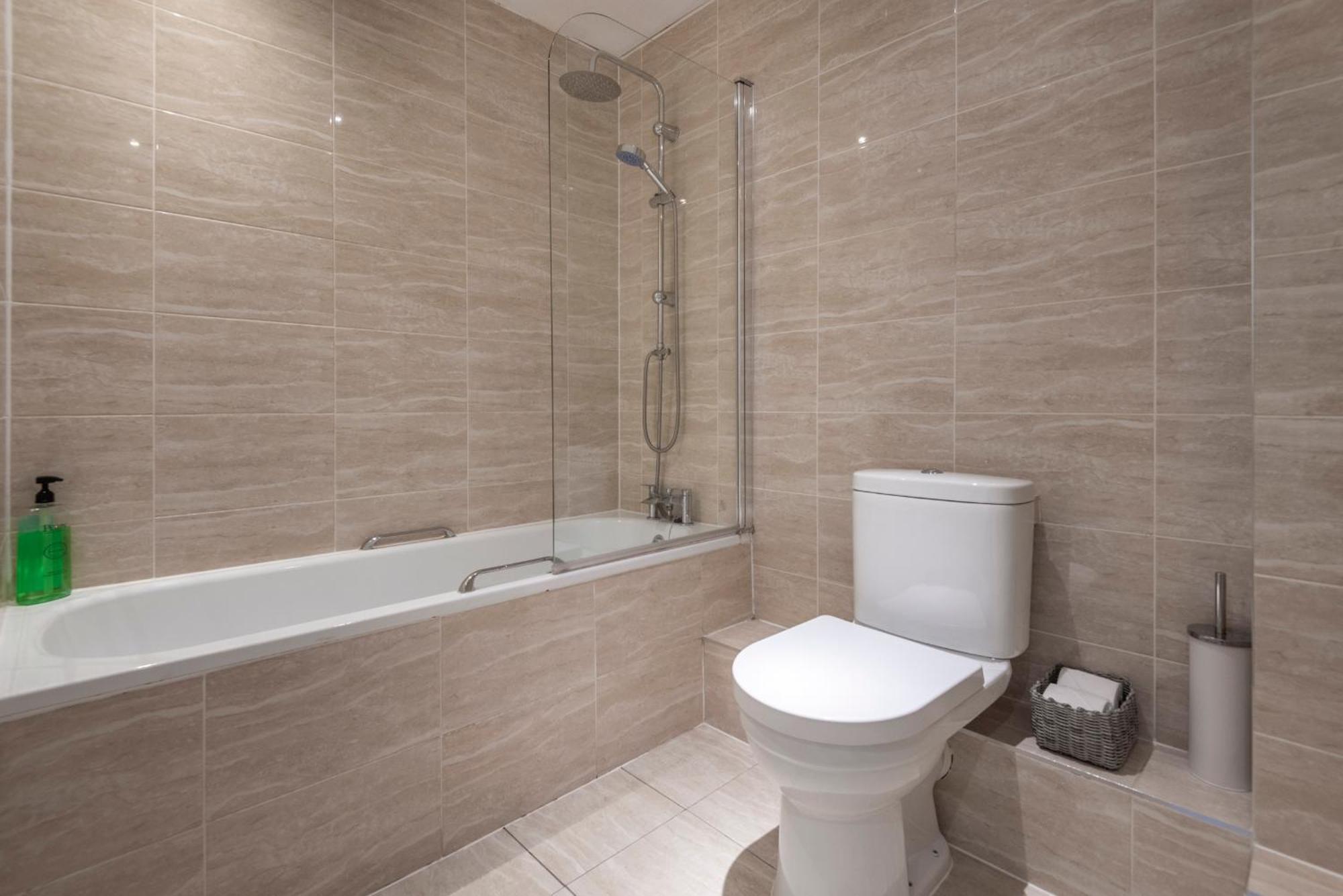 2 Bed Town House With Garden In Hackney, London Daire Dış mekan fotoğraf
