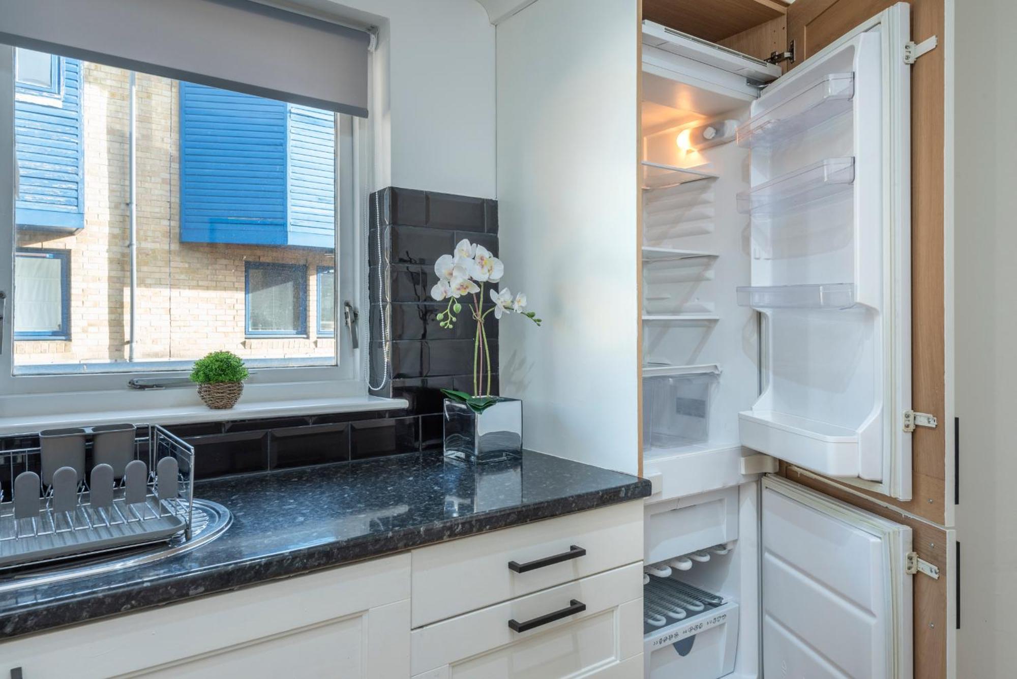 2 Bed Town House With Garden In Hackney, London Daire Dış mekan fotoğraf